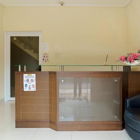Dago Suites Syariah Cikarang Mitra Reddoorz Bekasi Zewnętrze zdjęcie