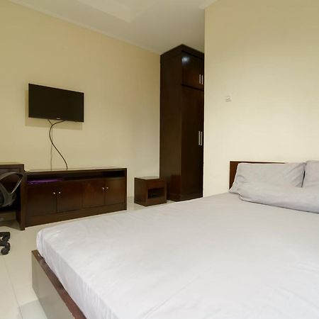 Dago Suites Syariah Cikarang Mitra Reddoorz Bekasi Zewnętrze zdjęcie