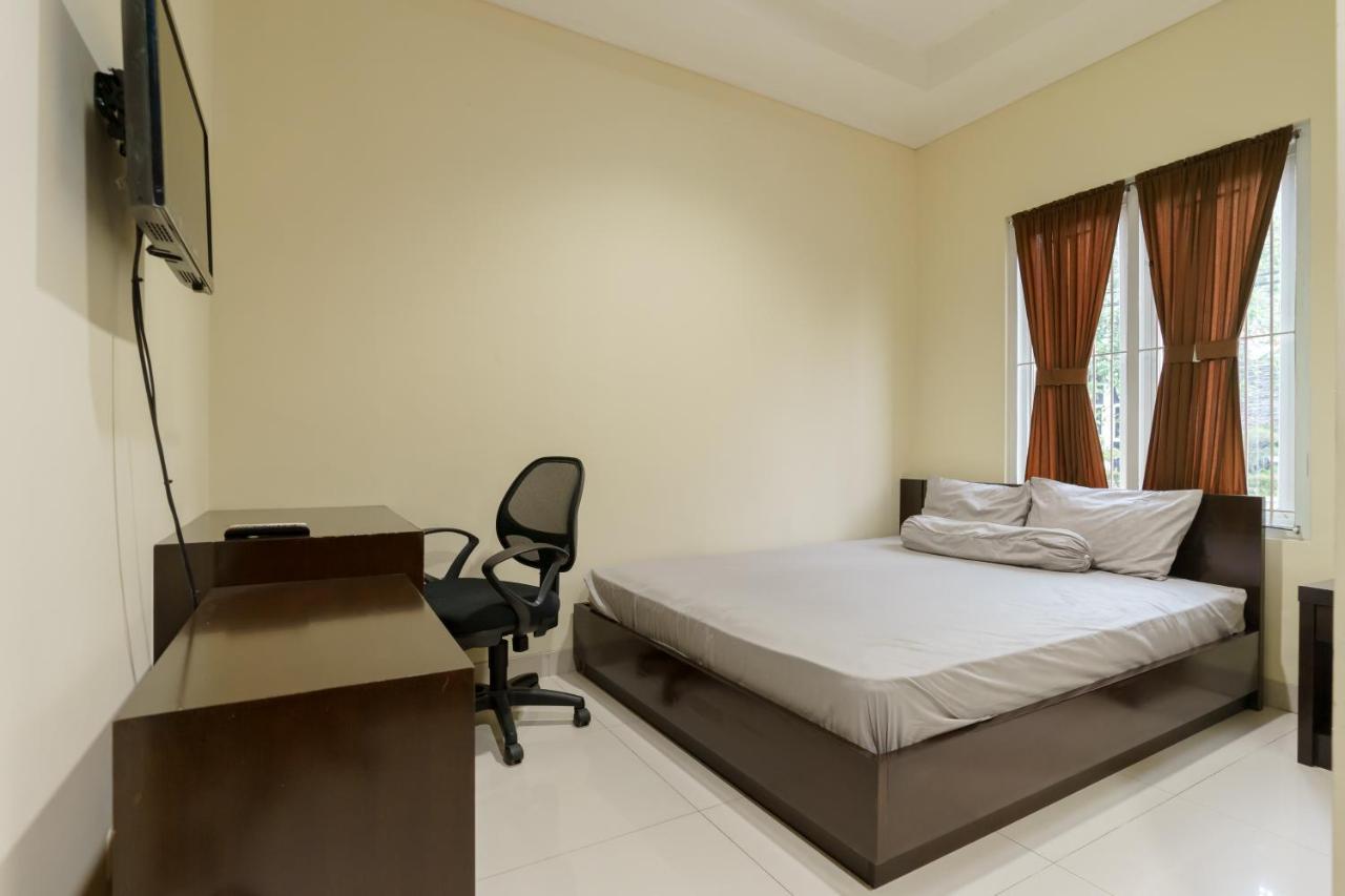 Dago Suites Syariah Cikarang Mitra Reddoorz Bekasi Zewnętrze zdjęcie