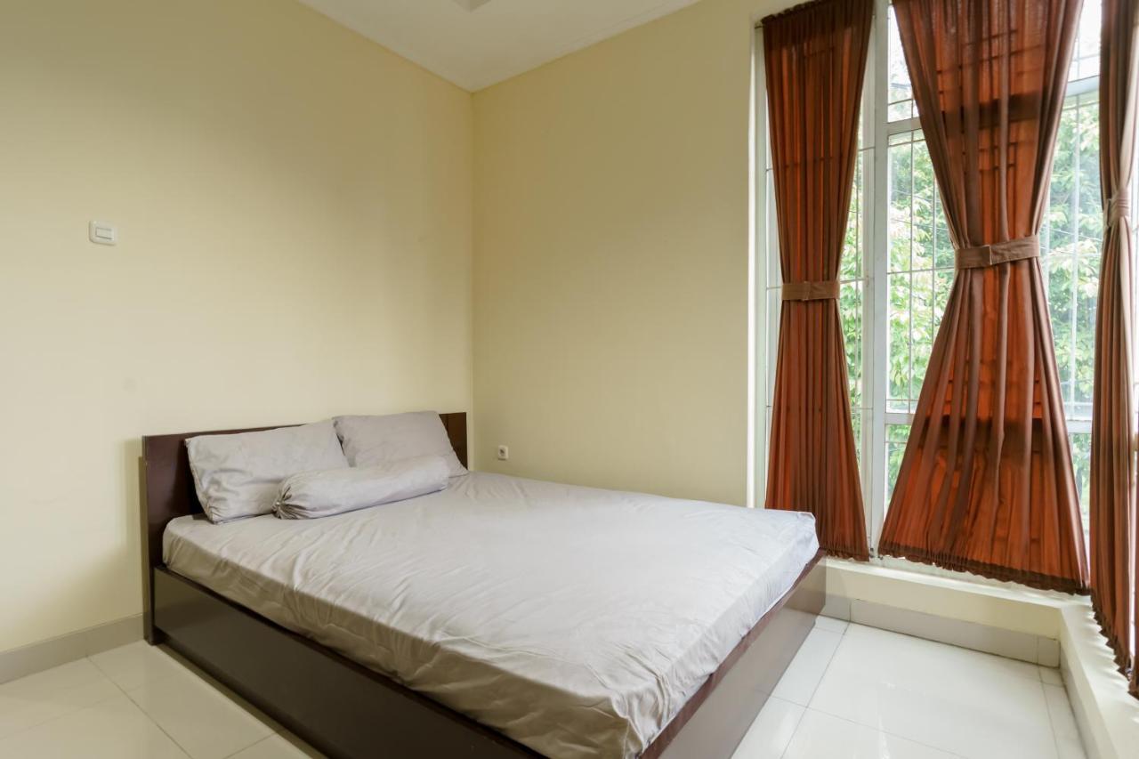 Dago Suites Syariah Cikarang Mitra Reddoorz Bekasi Zewnętrze zdjęcie