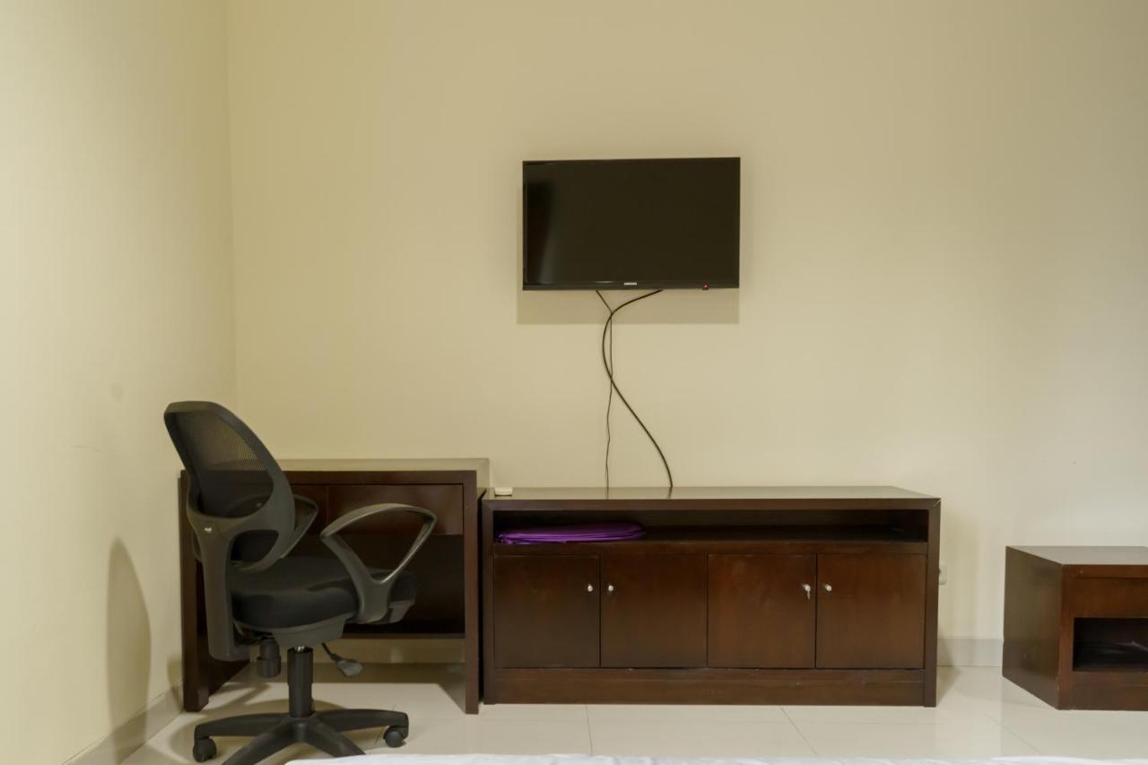 Dago Suites Syariah Cikarang Mitra Reddoorz Bekasi Zewnętrze zdjęcie